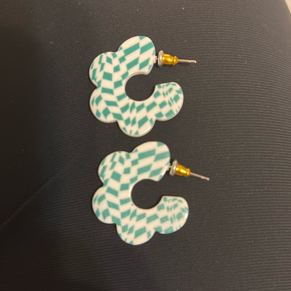 Flower earrings